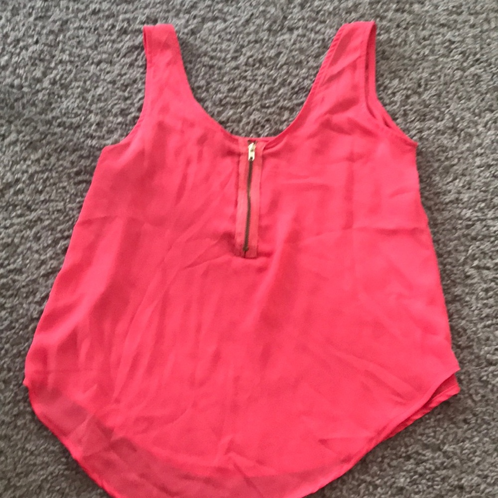Pink top - Picture 2 of 2